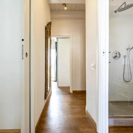 Casa Vacanze Mini Attico Apartment