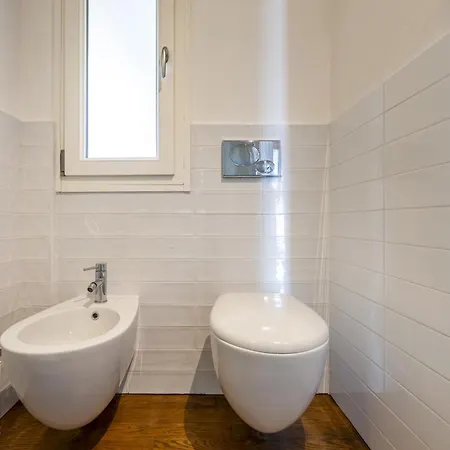 Casa Vacanze Mini Attico Apartment *